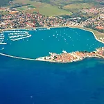 Villa Roki