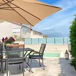 Casa Hana