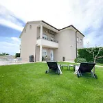 Casa Hana