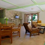 Holiday Home Gimino By Rent Istria
