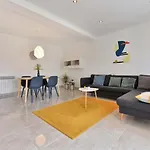 Brezac Olive Garden Apartment