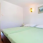 Apartments Puntizela 727