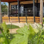 Collis Winery - Family & Friends - Mobilhome