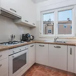 Apartment Melarnian Near The Beach In Umag