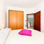 Apartments Lea