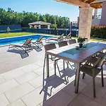 Villa Tiffany With Private Pool And Garden