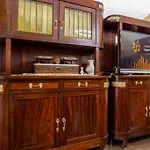 Excellent-Centralocated-Renovated-2Bdr