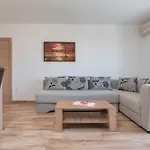 Sweet Family Apartement