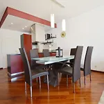 Apartment Max