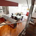 Apartment Max