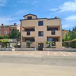 Apartments Jukic