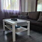 Apartment Dollar