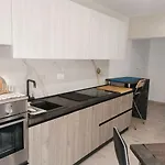 Romantic Apartment For Two On The Sea
