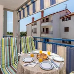 Apartment Batana