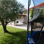 Holiday Apartment Near The Beach
