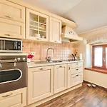 Apartments Mirna Stress Free