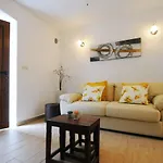 One-Bedroom House In Labin I