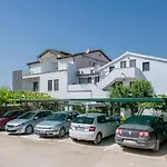 Apartments Lovric