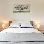 Apartments Fazana 407