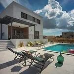 Villa Joy