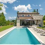 Villa Tena