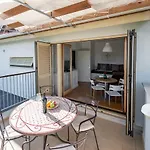 Casa Bamboo
