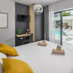 Villa Lap