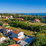 Villa Istriatica, House For 18 + 2 Persons, 200 M From The Beach, Pool, Jacuzzi, Sauna