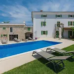 Holiday Home Villa Radovani