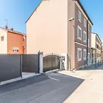 Apartment Revera
