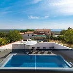 Villa Sea View Mandriol