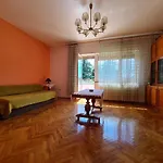 Apartments Fazanska 930