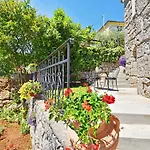 Apartment Evici By Interhome