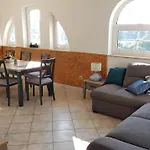 Pool Apartments 624