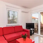 Marina View Apartment