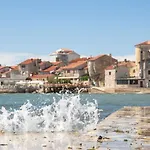 Studio Apartment In Umag With Balcony, Wifi 853-4