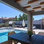 Kuca Za Odmor Casa Evelino 4*