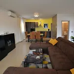 Emilio Apartment