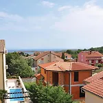 Lovely Apartment In Liznjan With House Sea View