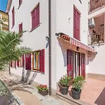Gorgeous Apartment In Rabac With Kitchen