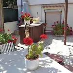 Cozy Apartment In Pula With Kitchen