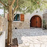 2 Bedroom Beautiful Home In Krnica