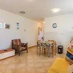 Amazing Apartment In Stinjan With Wifi