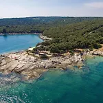2 Bedroom Gorgeous Home In Peruski