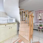 House Stinjan 2148