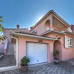 1 Bedroom Amazing Apartment In Vodnjan