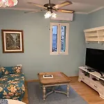 Studio Apartment Sweet Dreams