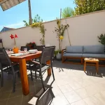Mia Apartment