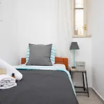 Kandlers Street Apartment