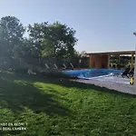 Enjoy Green, App With Swimming Pool, Garden, Pets Welcome